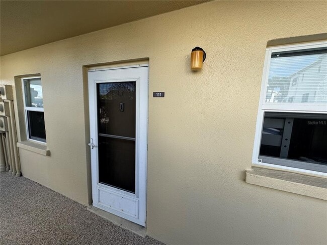 1400 Tarpon Center Dr Unit 111