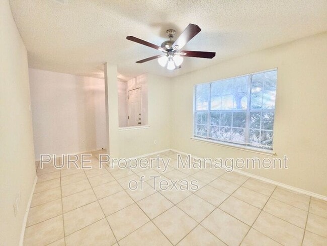 Photo - 1313 Terra St