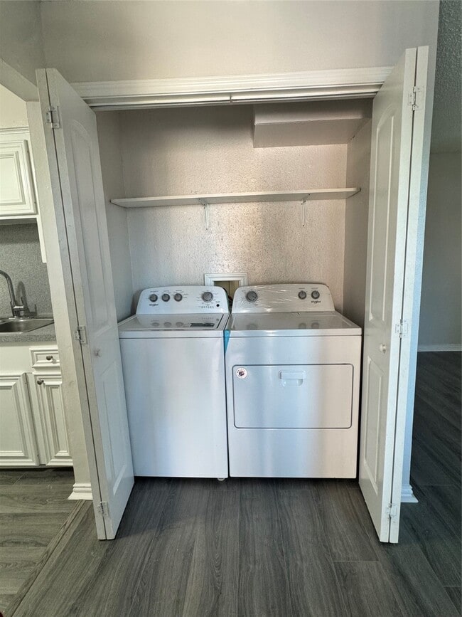 Photo - 107 E Willowick Ave Unit 6