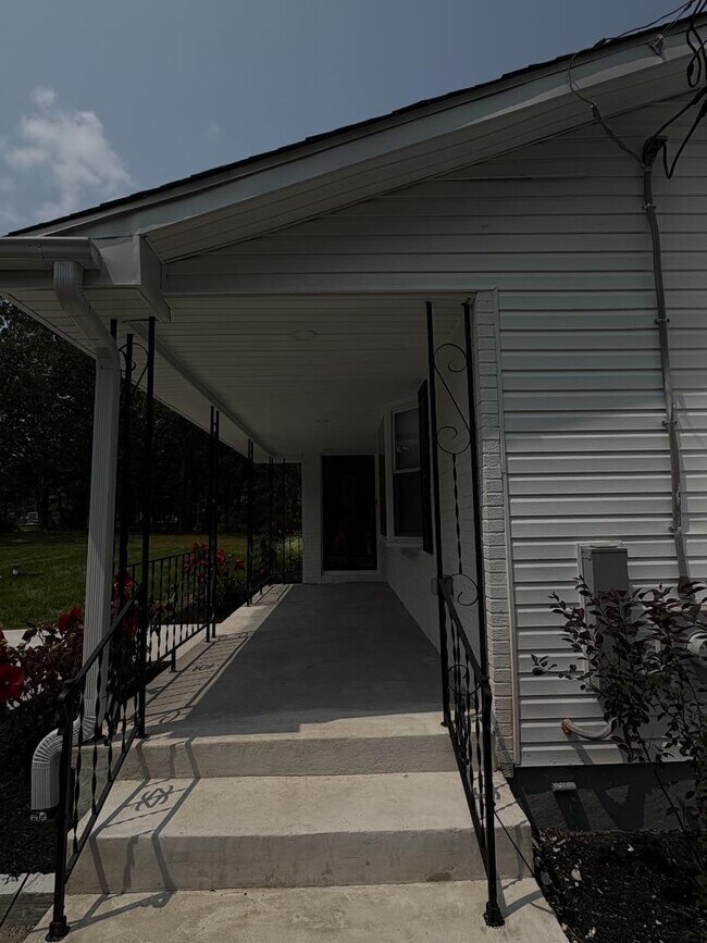 Photo - 23 Center Ave