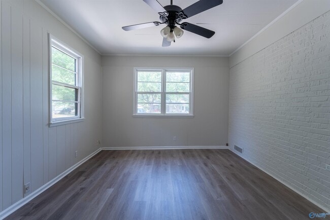 Photo - 1018 5th Ave SW