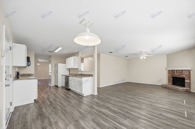 Photo - 2543 Barksdale Dr