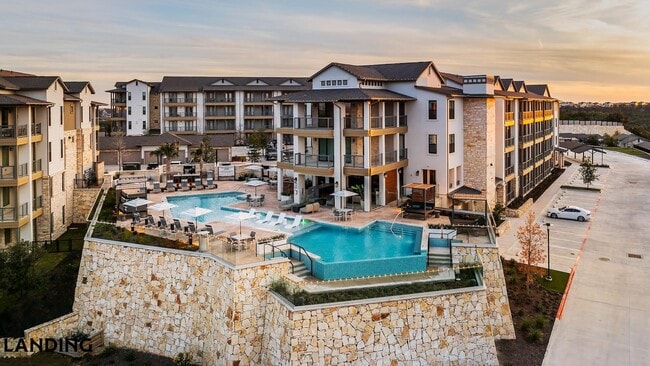 Building Photo - 5511 Caprock Smt Dr