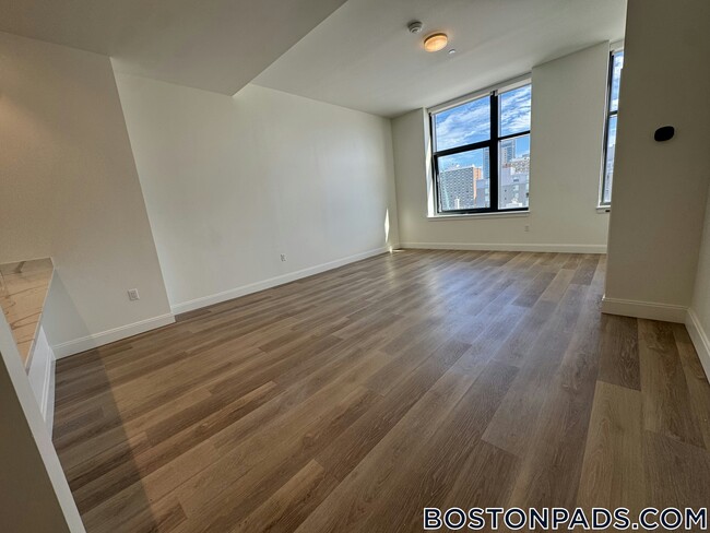 Photo - 1079 Commonwealth Ave Unit 312