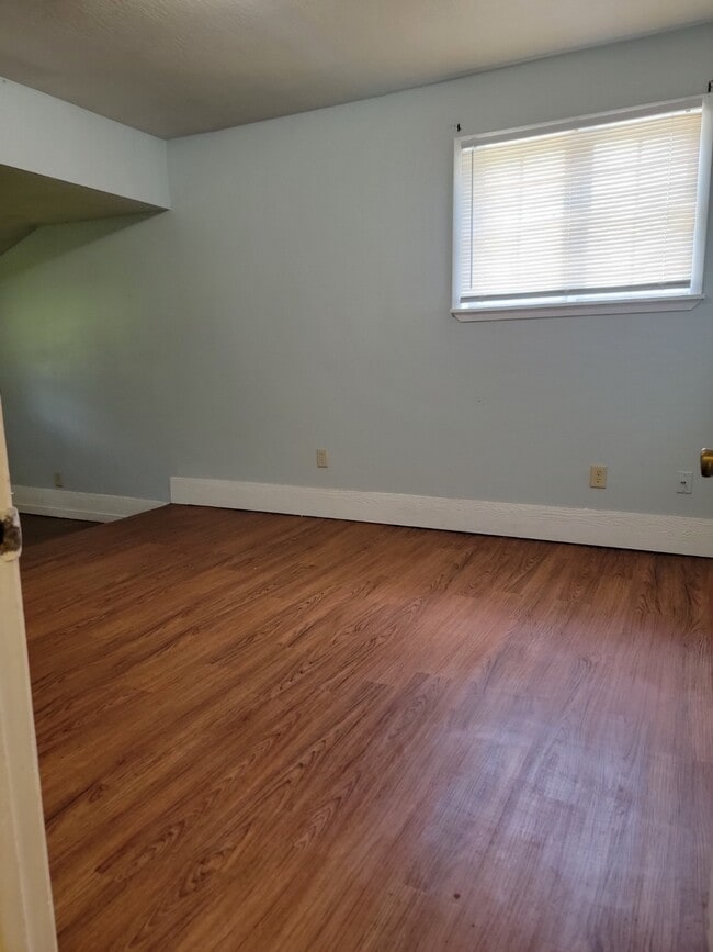 Photo - 127 W 2nd Ave