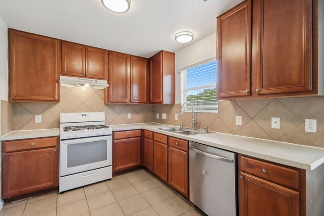 15127 Green Whisper Dr