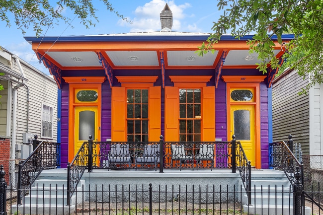 Building Photo - 927 Bordeaux St Rental
