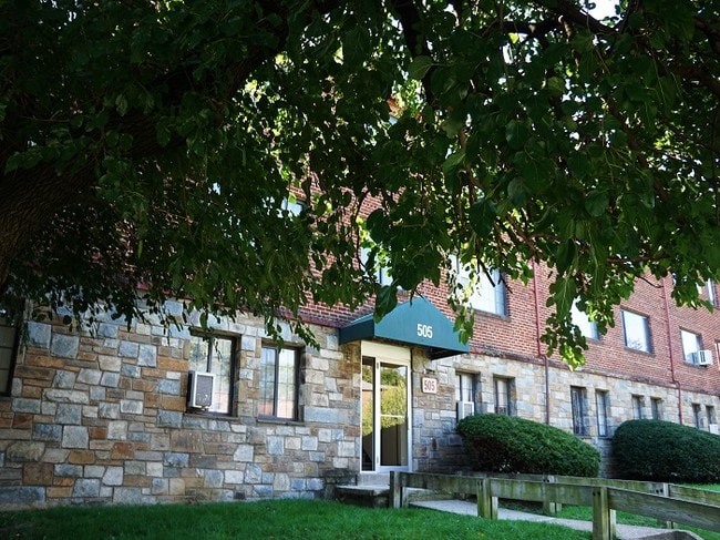 Fleetwood Village Apartments