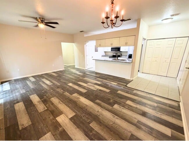 Photo - 1001 Eagle Pond Dr