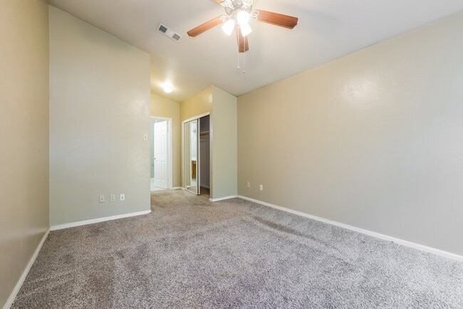 Photo - 23 Emery Cliff Pl