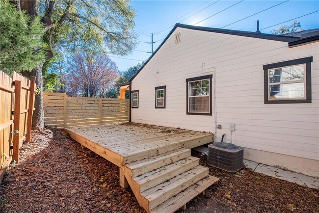 Photo - 1810 Dresden Dr NE House