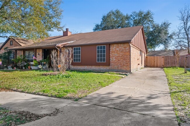 Building Photo - 19427 Plantain Dr Rental