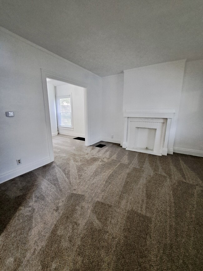 Photo - 136 Indiana Ave