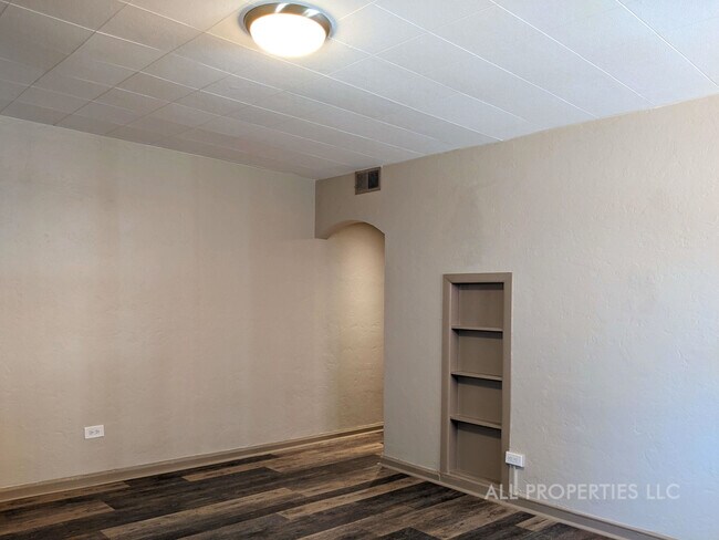 Photo - 1613 York St Unit 1613 York St