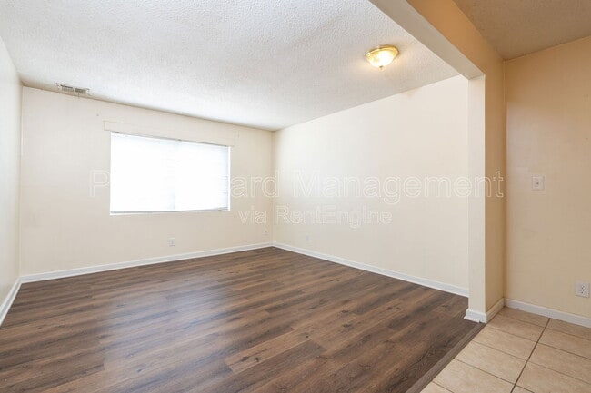 Photo - 2114 E 16th St N Unit 201