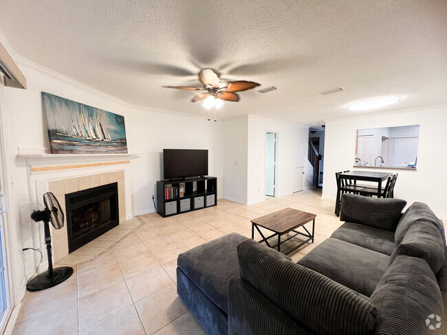 Building Photo - 7623 Baymeadows Cir W Unit 2012 Rental