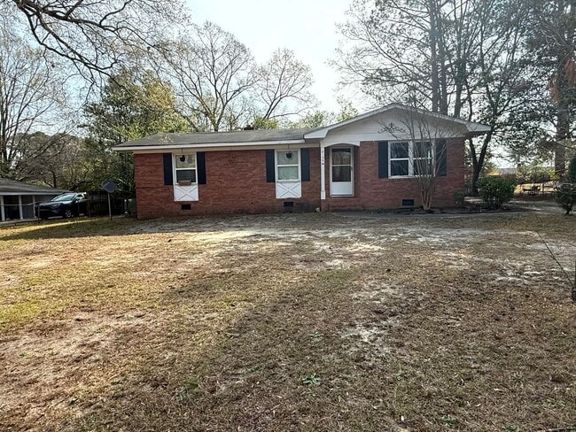 Building Photo - 2109 Lombardy Dr