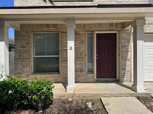 Photo - 3 Bedroom/2.5 Bath Springwood Subdivision