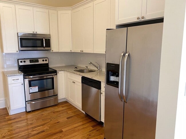 Photo - Ponciana Apartments: Contemporary Comfort and Affordable Luxury in North Bergen!