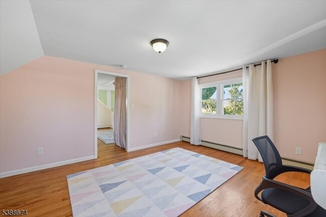 Photo - 7 Birchwood Rd