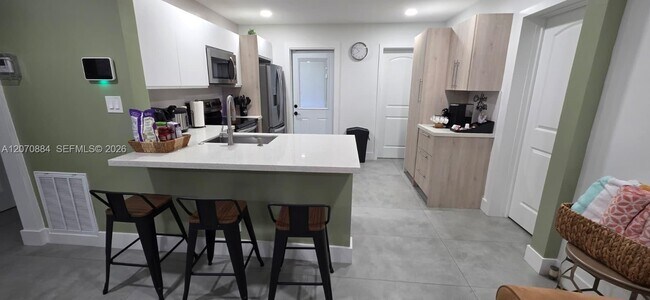 420 S 28th Ave