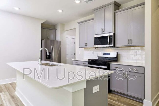 Photo - 519 Crowder Pl