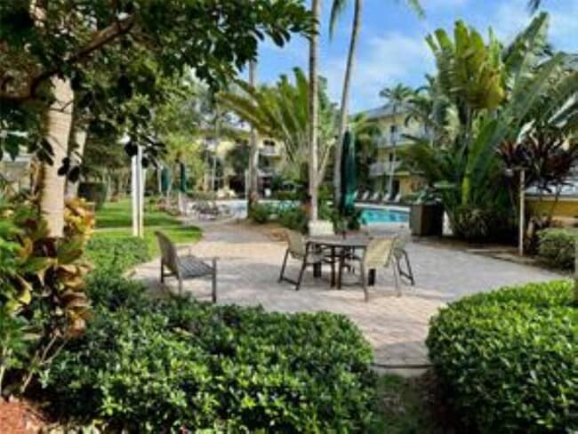 Photo - 151 NE 16th Ave