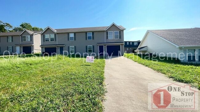 Building Photo - Charming 2 Bedroom TownHouse in Independen...