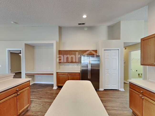 Photo - 1110 Bluegrass Dr