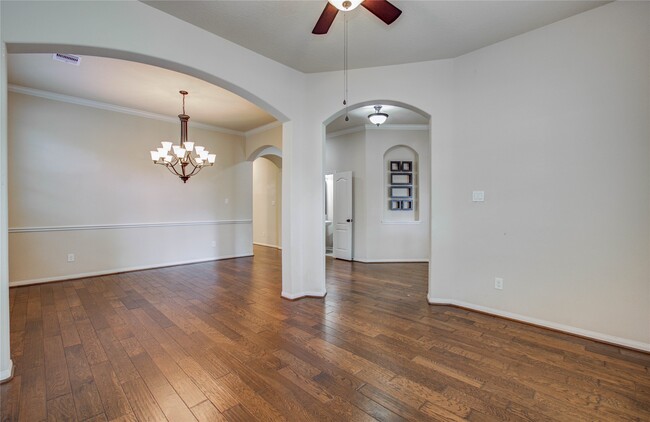 Photo - 8215 Laughing Falcon Trail