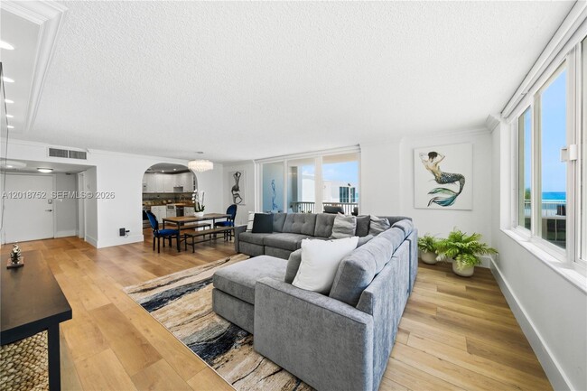 Photo - 5401 Collins Ave Unit 102