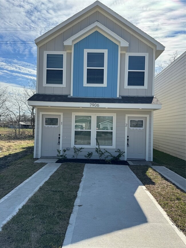 Building Photo - 7906 Sexton St