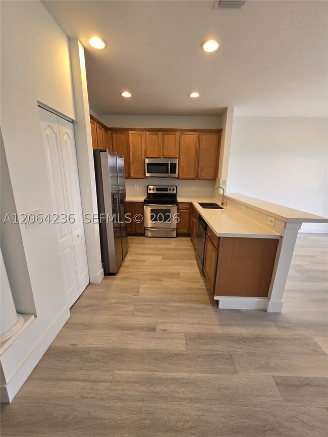 Photo - 331 River Bluff Ln