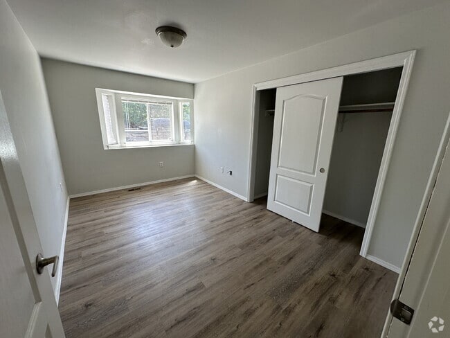 Building Photo - "Charming 2-Bed Oasis in Boise - Cozy 824 ... Rental