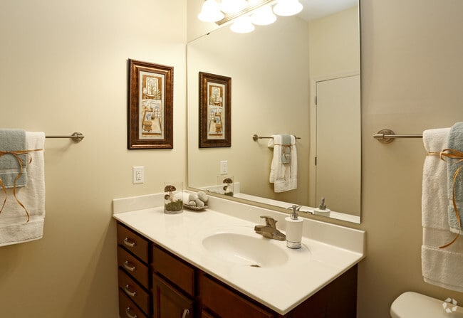 Photo - Lakeview Terrace