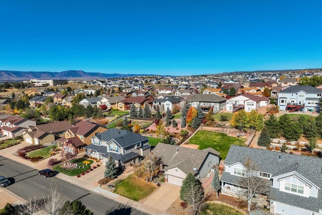 Photo - D20 5bdrm Home on Quiet Street in North Co...