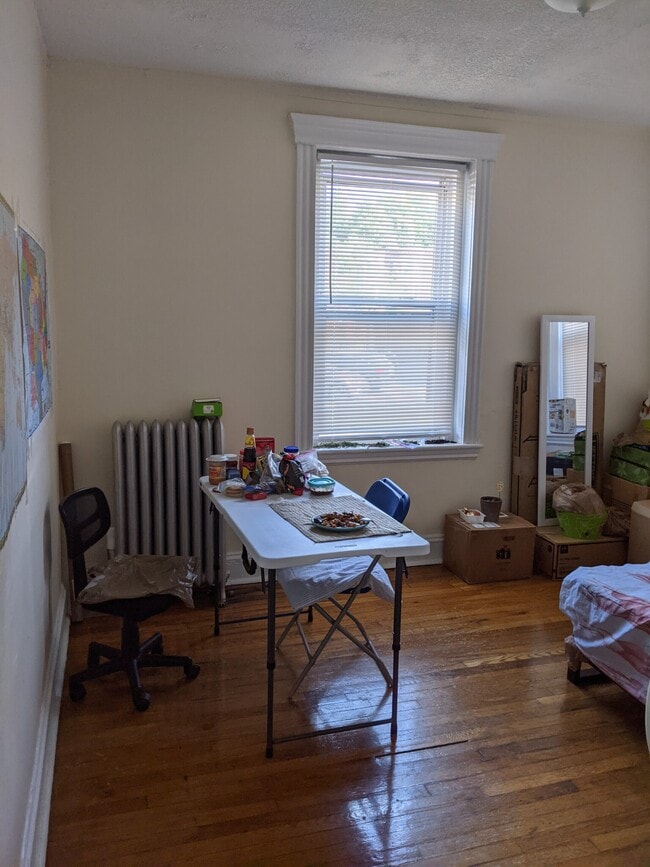 360 Riverway Unit 12