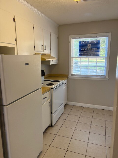 Photo - 2 Bed 1.5 Bath Townhouse on Ashland Dr. Unidad B