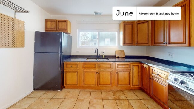 Photo - Room in Shared 3 bed/1 bath home Unit B