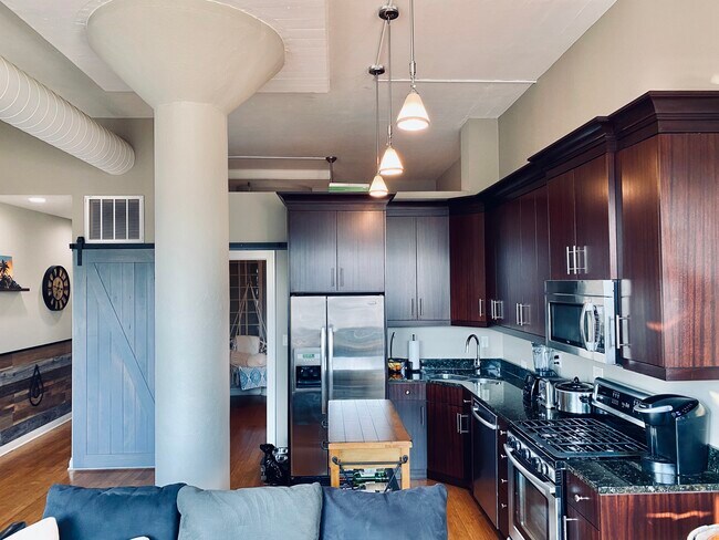 Photo - 331 S Green St Condo Unit 6C
