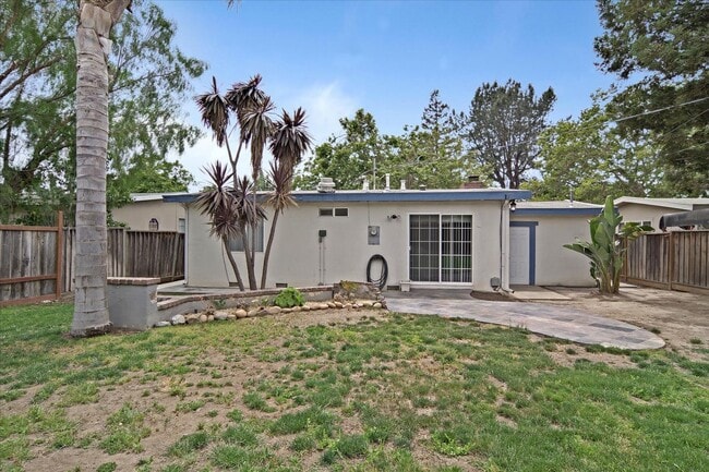 Photo - 10082 Endfield Way