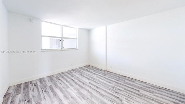 Photo - 3660 NE 166th St Unit 710