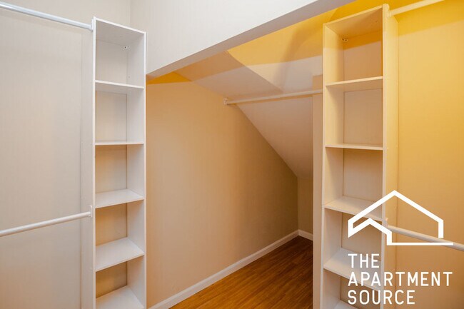 Photo - 2447 N Clybourn Ave