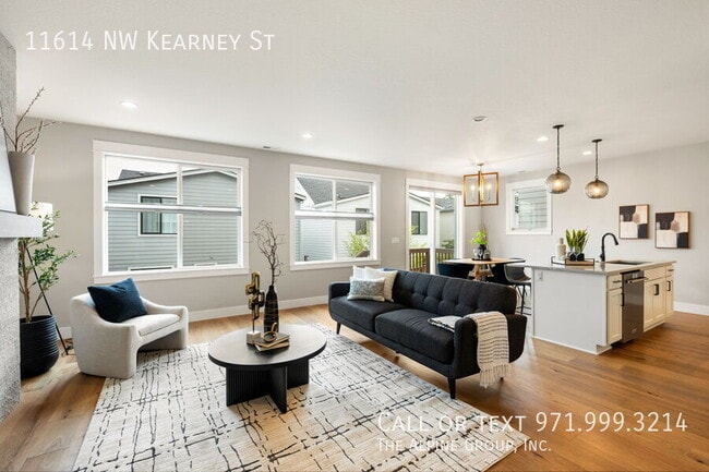 Photo - 11614 NW Kearney St