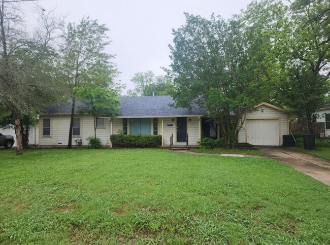 Building Photo - 2503 Taylor St Rental