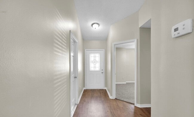 Photo - 466 Moby Dick Dr S