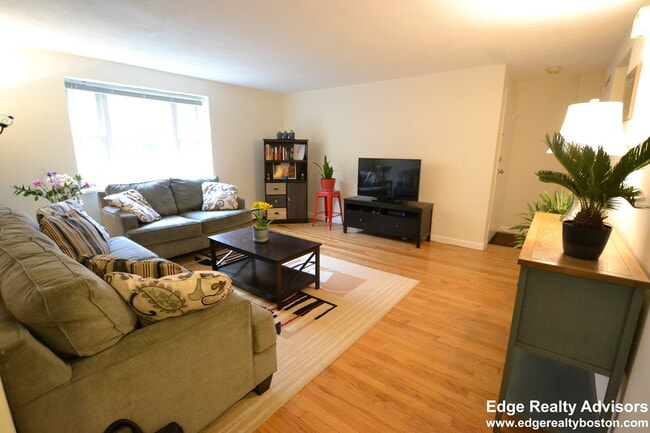 Photo - 65 Colborne Rd Condo Unit 2