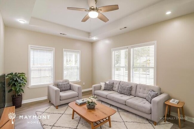 Photo - 1449 Beatie Ave SW