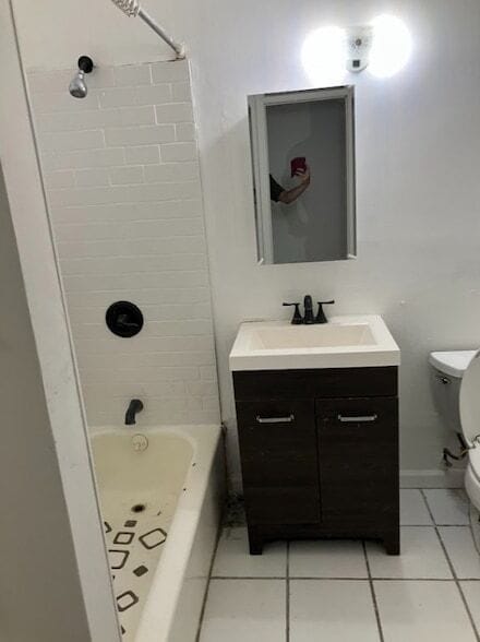 Photo - 318 Bond St Unit 1