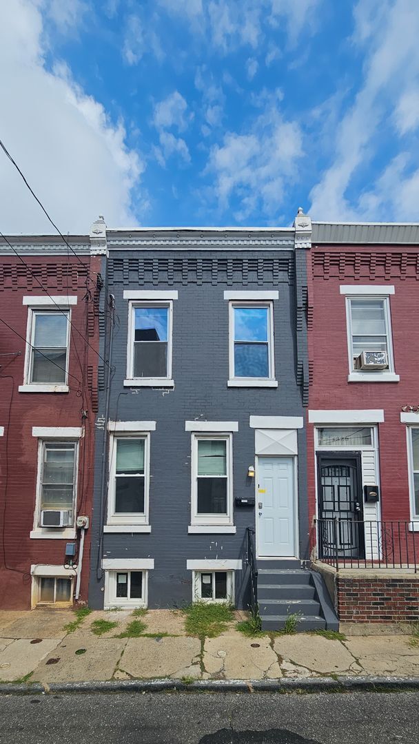 1331 W Silver St, Philadelphia, PA 19132 - 1331 W Silver St, Philadelphia, PA 19132 Apartment Unit 1